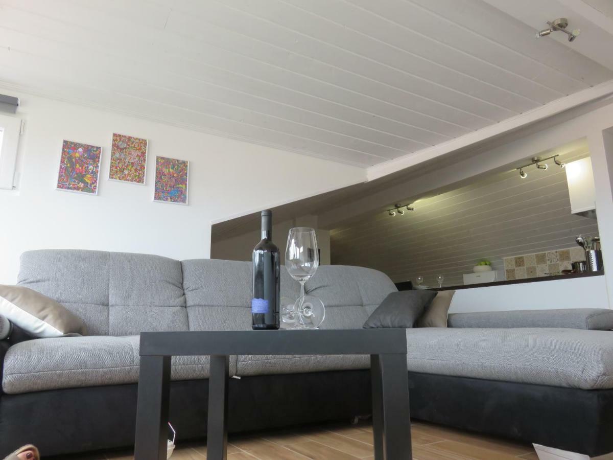 Apartments Casper Novi Vinodolski Kültér fotó