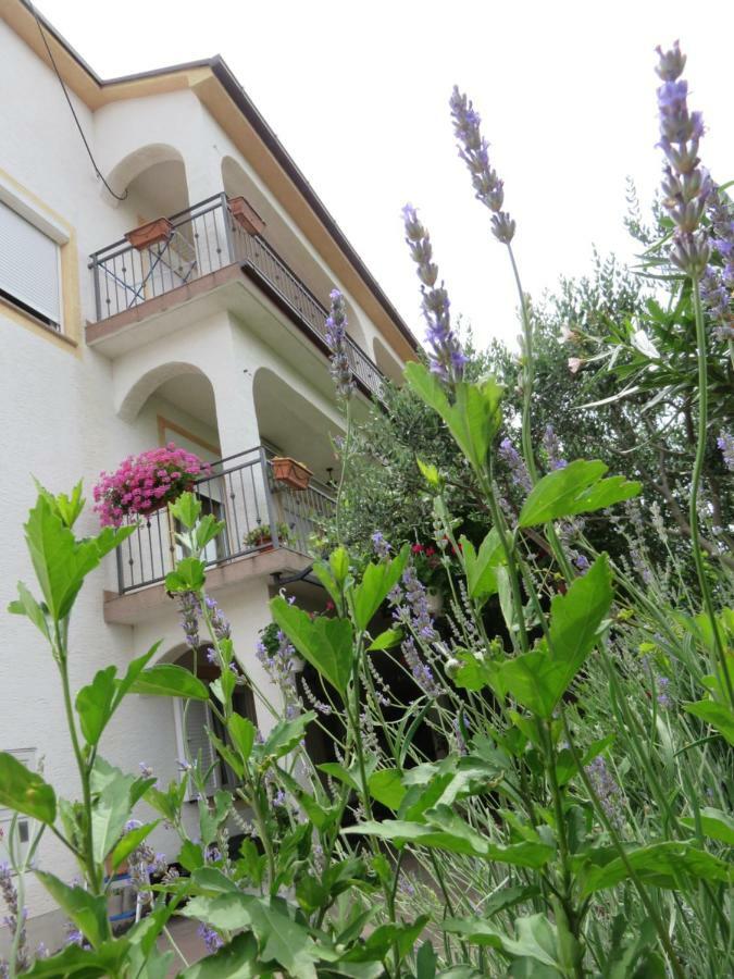 Apartments Casper Novi Vinodolski Kültér fotó