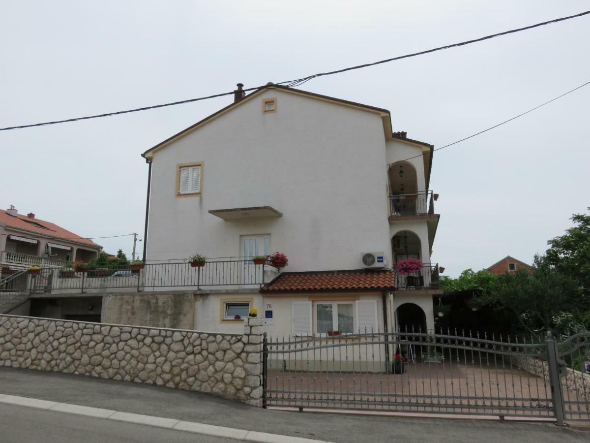 Apartments Casper Novi Vinodolski Kültér fotó