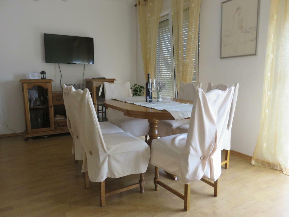 Apartments Casper Novi Vinodolski Kültér fotó